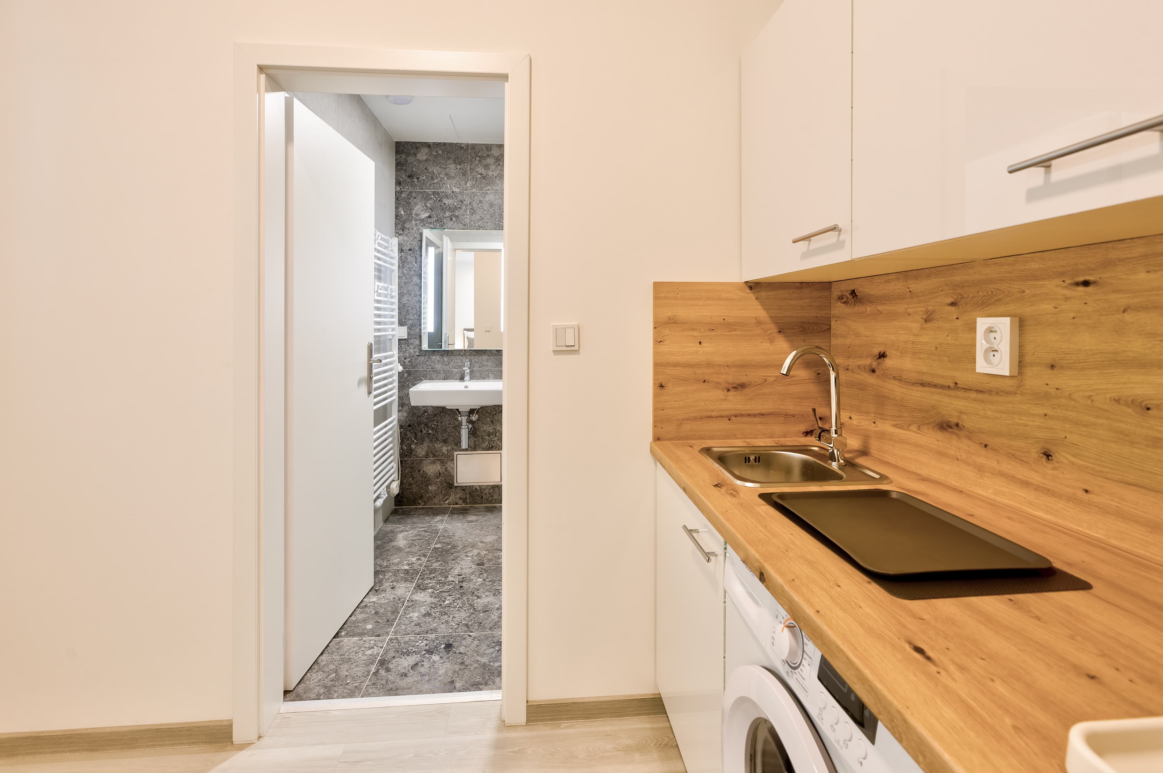 Room 7 - 0K9A1136_openWithAnd2more_Balancer